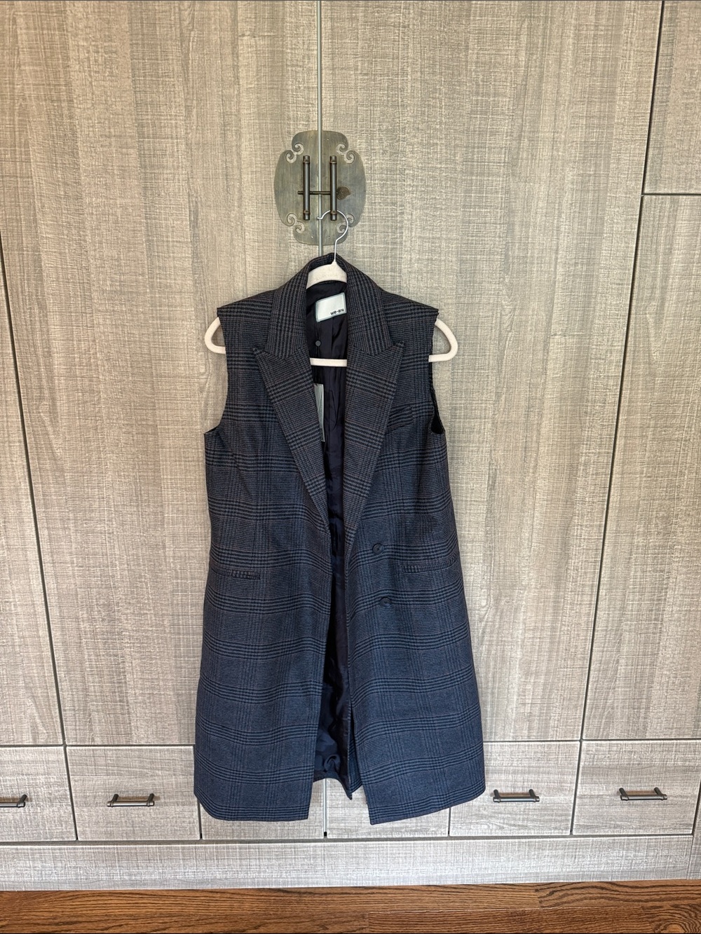 WE-AR4‎ The Smart Vest